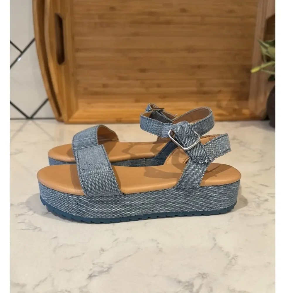 Old Navy Sandals Girls Size 13 Blue Chambray Denim Platform summer coastal